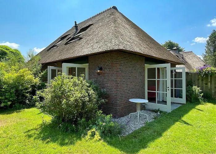 Uylkenshof safaritenten en natuurhuisjes